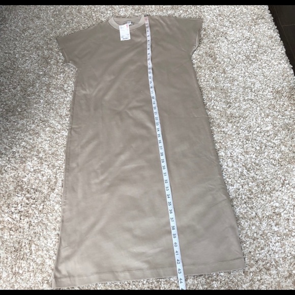 NWT Uniqlo Beige/Taupe Colour Long Maxi T Shirt Dress Sz XS - Picture 7 of 12